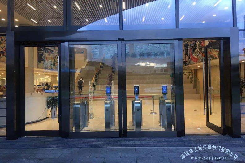 自动感应门-香港中文大学（深圳）